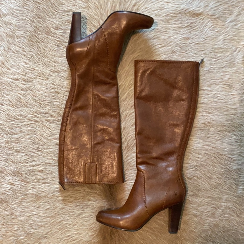 FRYE Women's Marissa Back-Zip Boot